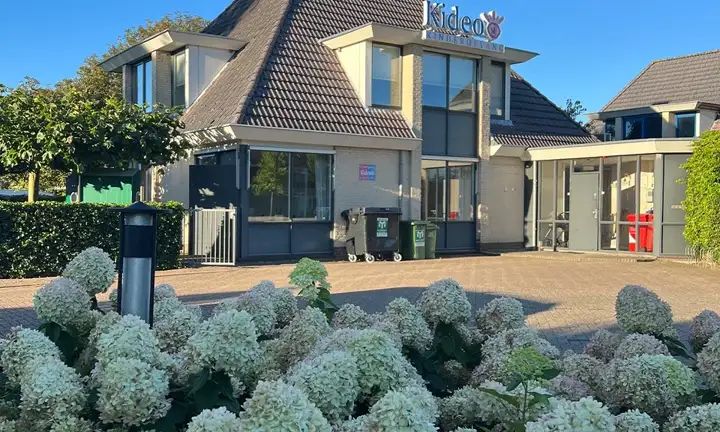 De voorkant van Kideo Drachten