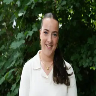 Merel, pedagogisch medewerker bij Kideo kinderopvang Assen